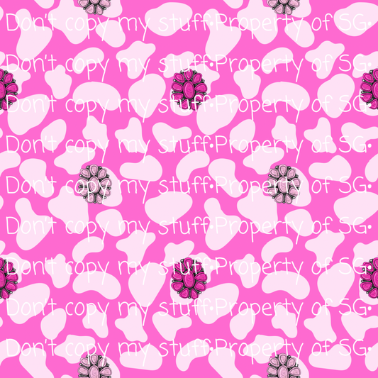 Punchy Strawberry Cow Seamless
