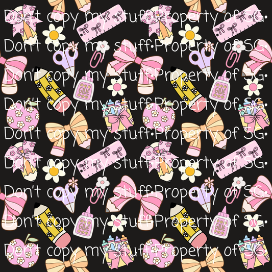 Black & Pink School Seamless